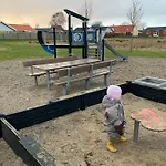 Det Blagronne Hus * Hals
