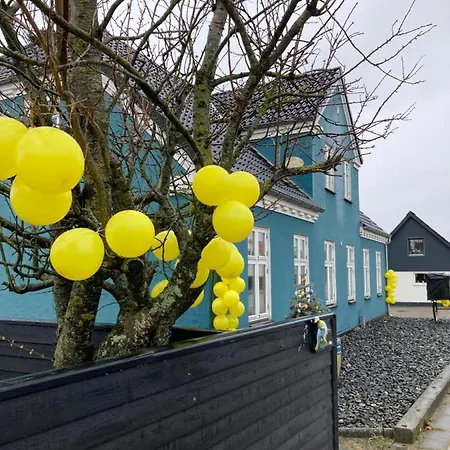 Det Blagronne Hus Hals