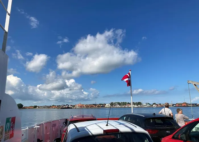 Det Blagronne Hus * Hals