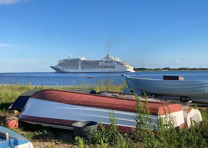 Det Blagronne Hus * Hals